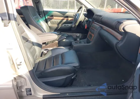 1999 Audi A4 2.8 z USA, uszkodzony, nr VIN WAUED28D4XA043500